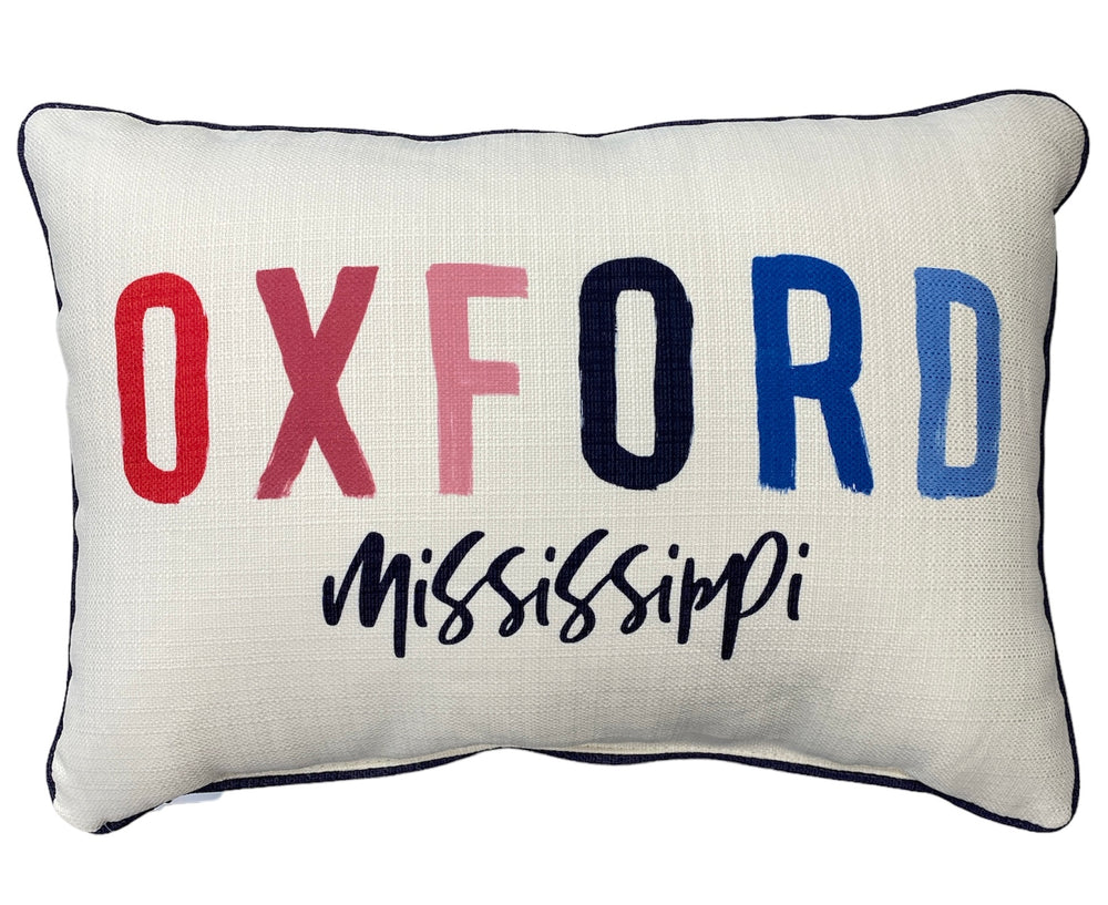 Oxford Mississippi Pillow w/Navy Piping