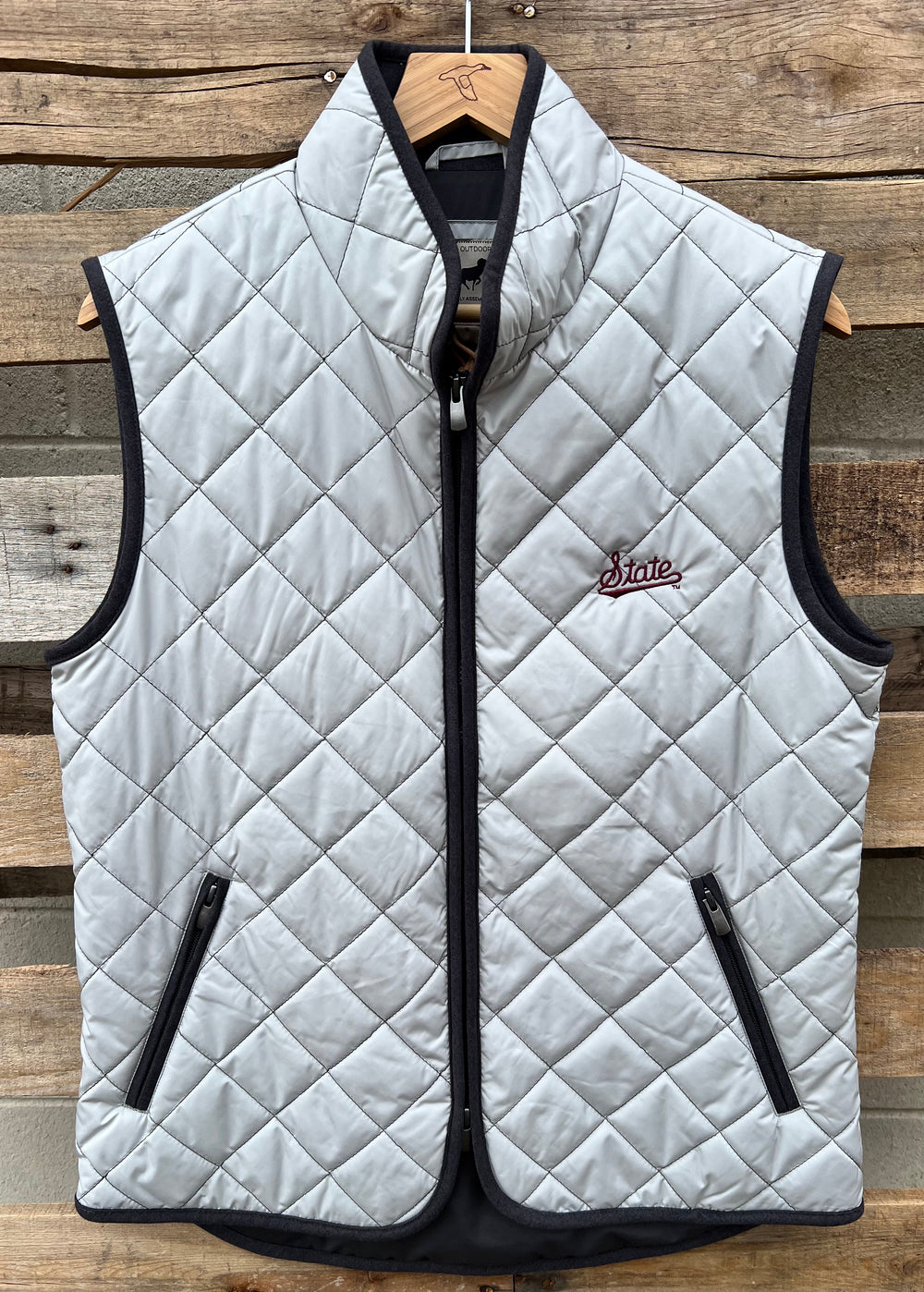 Horn Legend Mens Quilted Vest - State Script