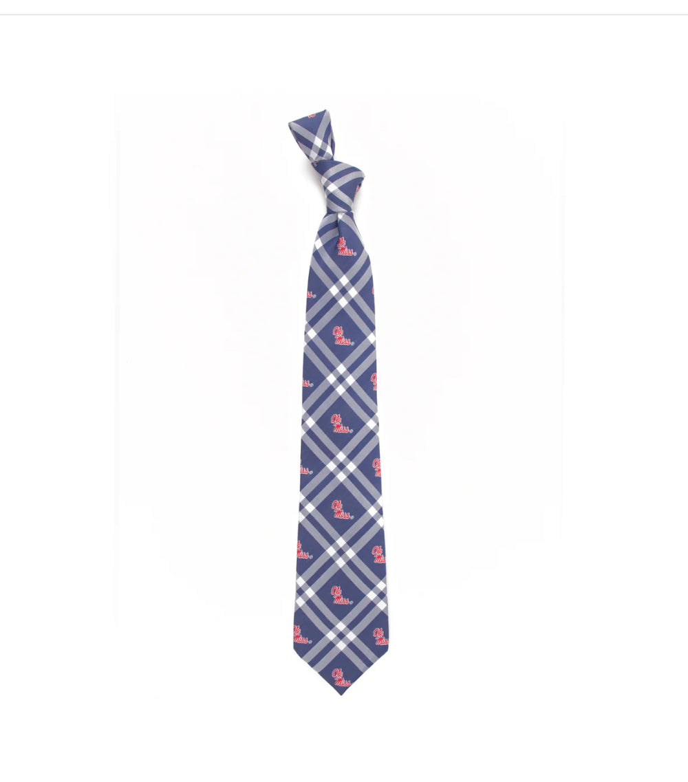 Ole Miss Rebels Tie Rhodes